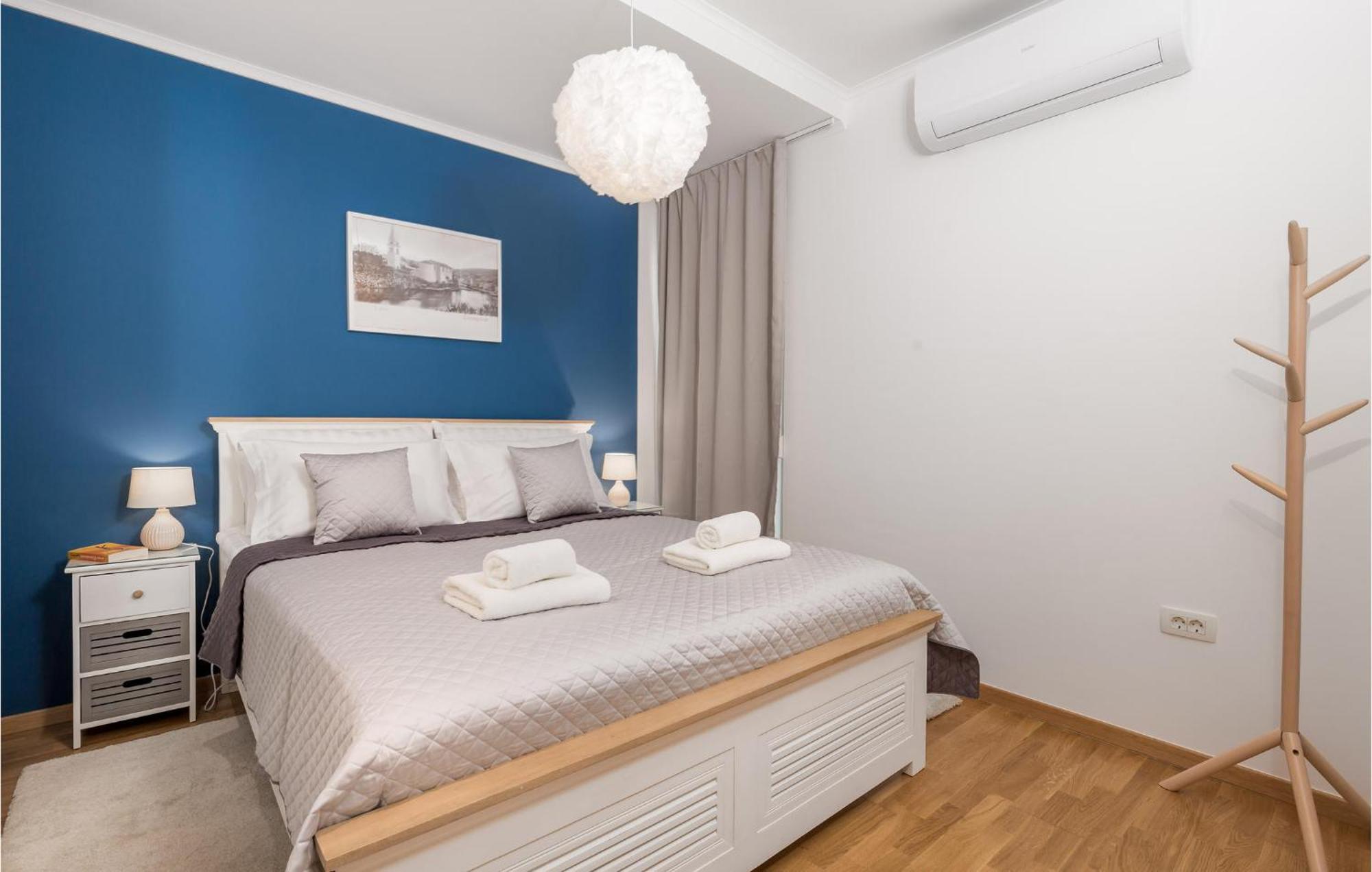 Amazing Apartment In Mali Losinj With Wifi מראה חיצוני תמונה