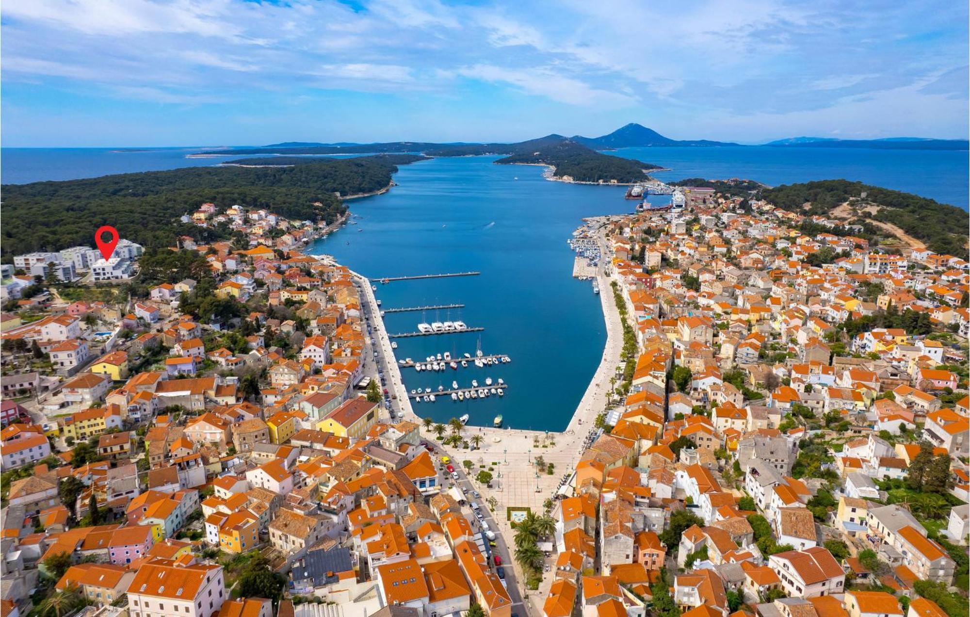Amazing Apartment In Mali Losinj With Wifi מראה חיצוני תמונה