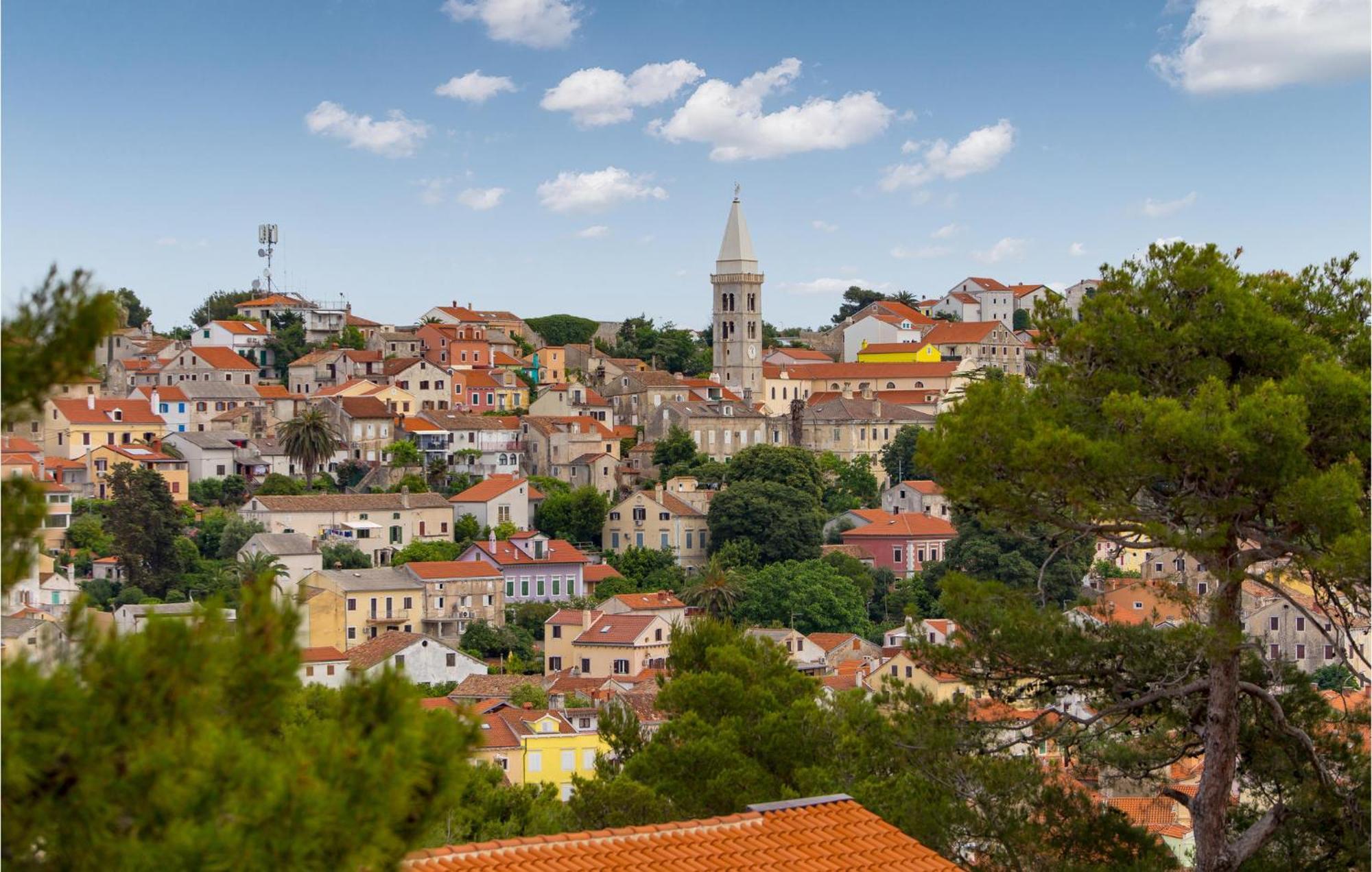 Amazing Apartment In Mali Losinj With Wifi מראה חיצוני תמונה