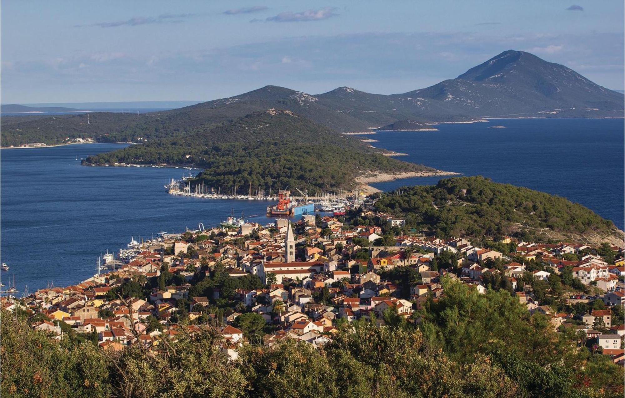 Amazing Apartment In Mali Losinj With Wifi מראה חיצוני תמונה