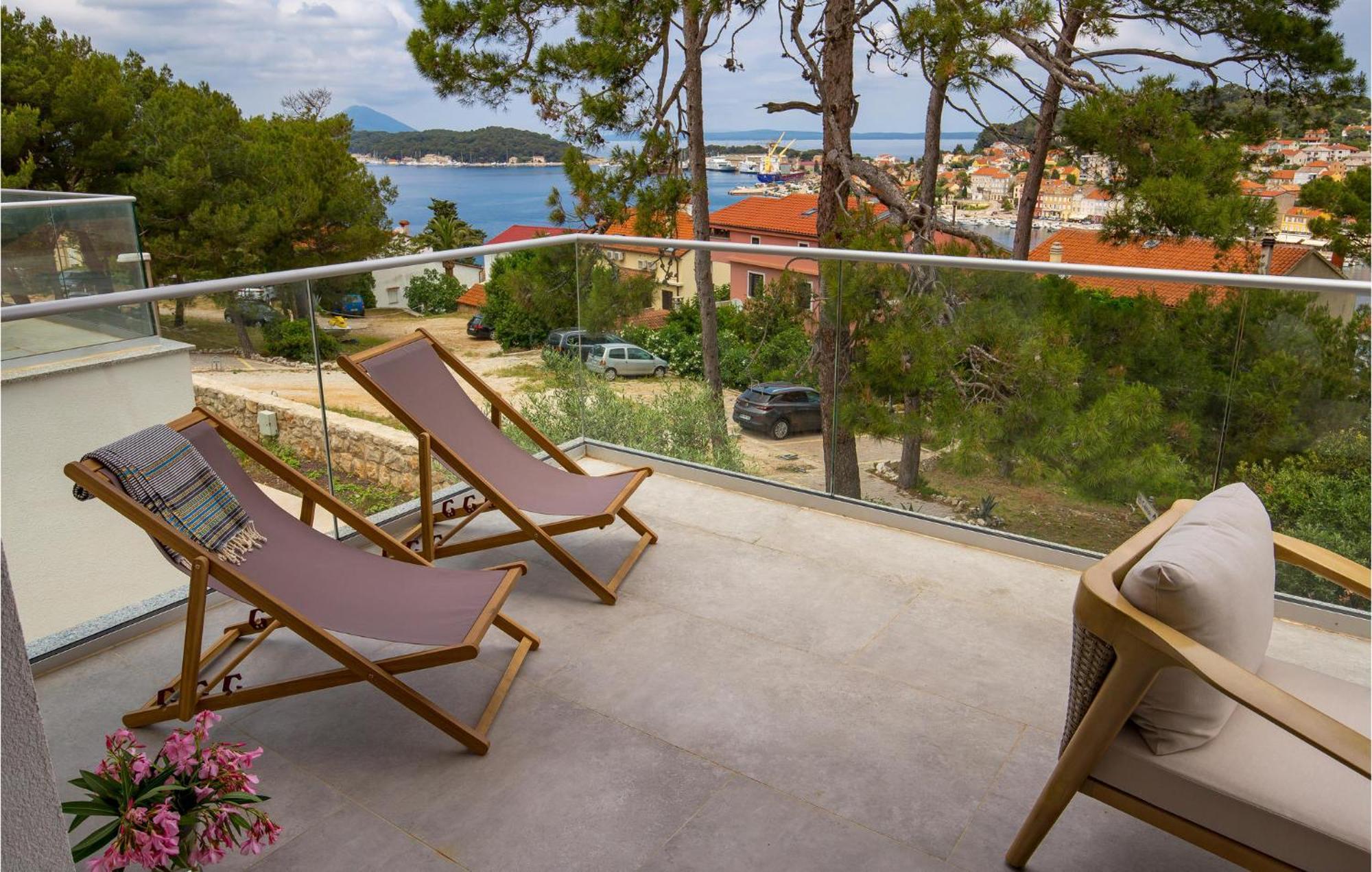 Amazing Apartment In Mali Losinj With Wifi מראה חיצוני תמונה